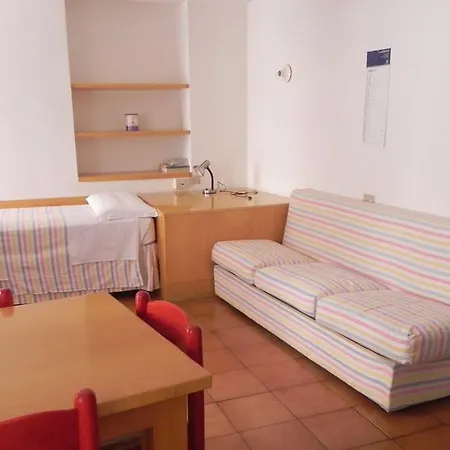 Aparthotel Pila