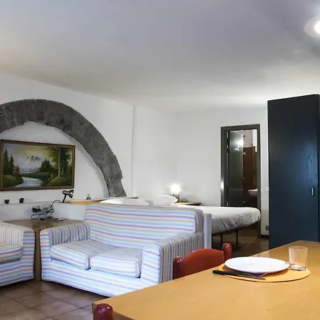 Aparthotel Pila *
